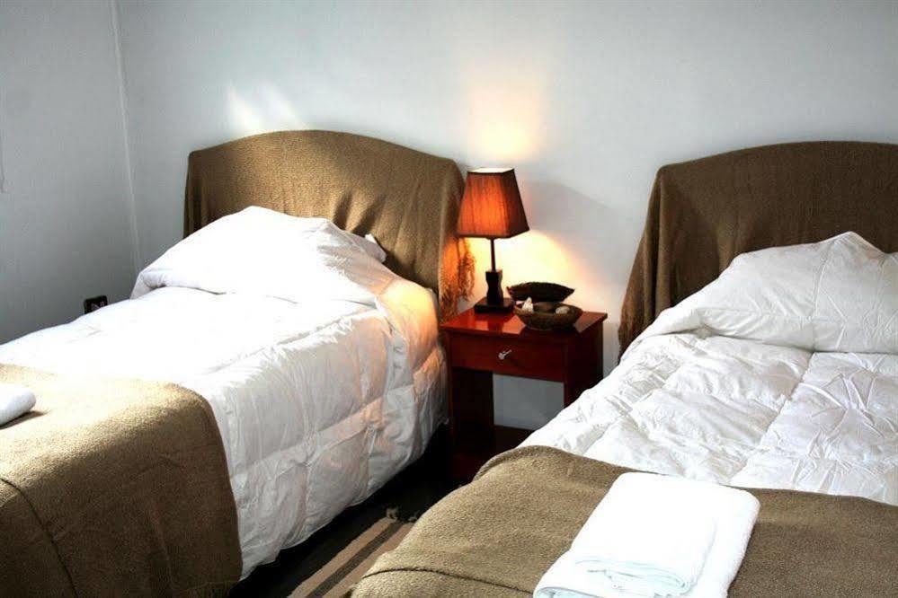 Hotel Hallef Puerto Natales Bagian luar foto