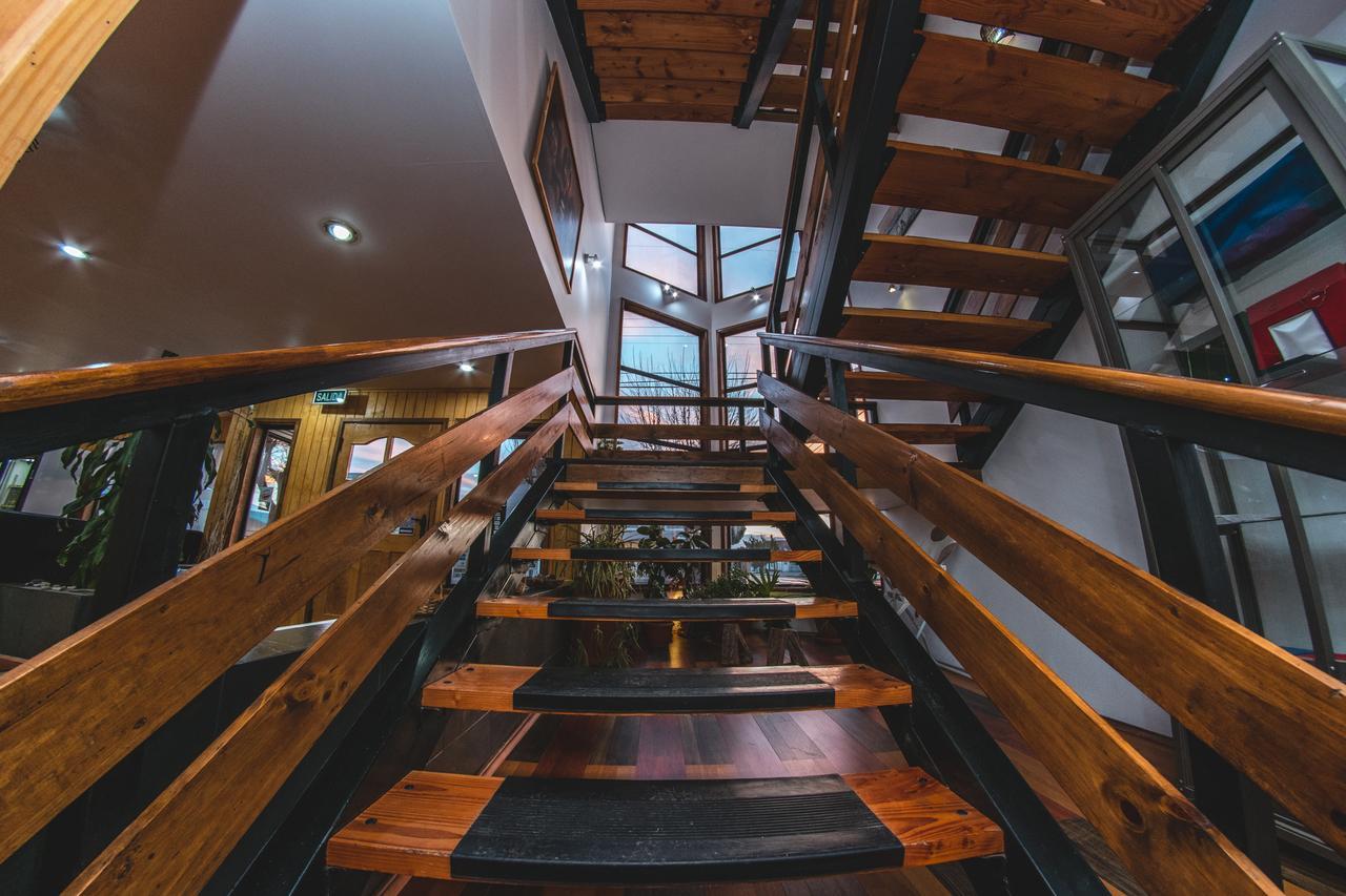 Hotel Hallef Puerto Natales Bagian luar foto
